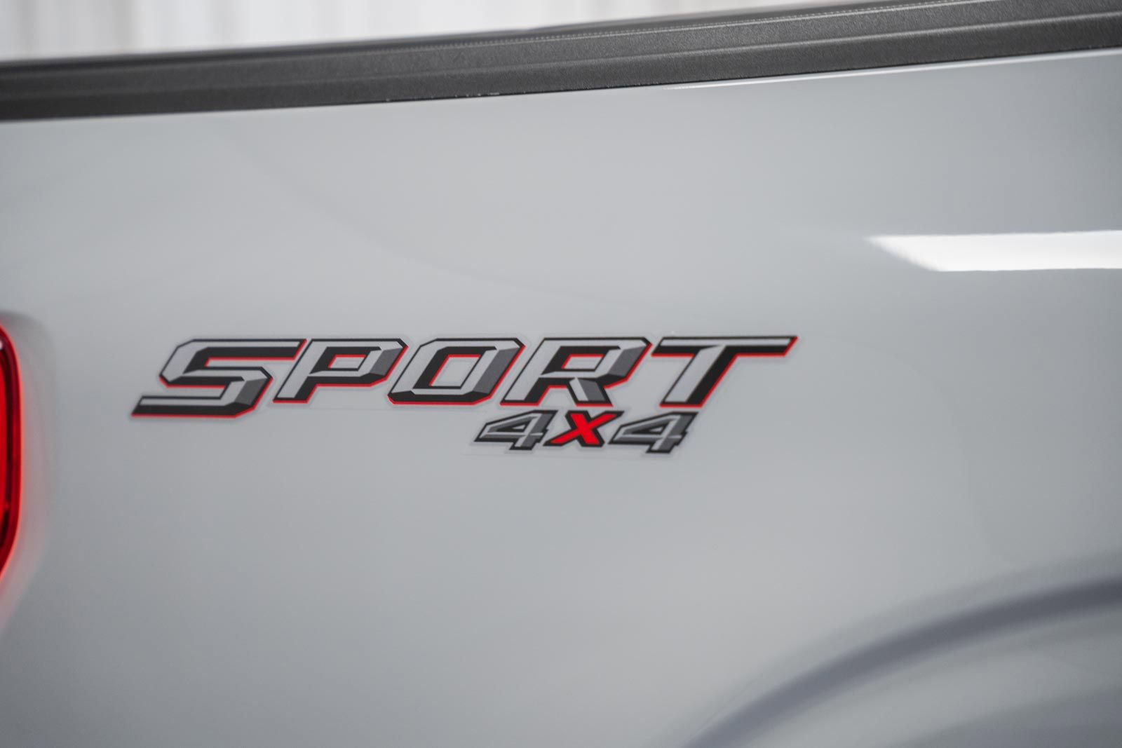 Certified 2023 Ford F150 Lariat w/ Equipment Group 502A High image 27