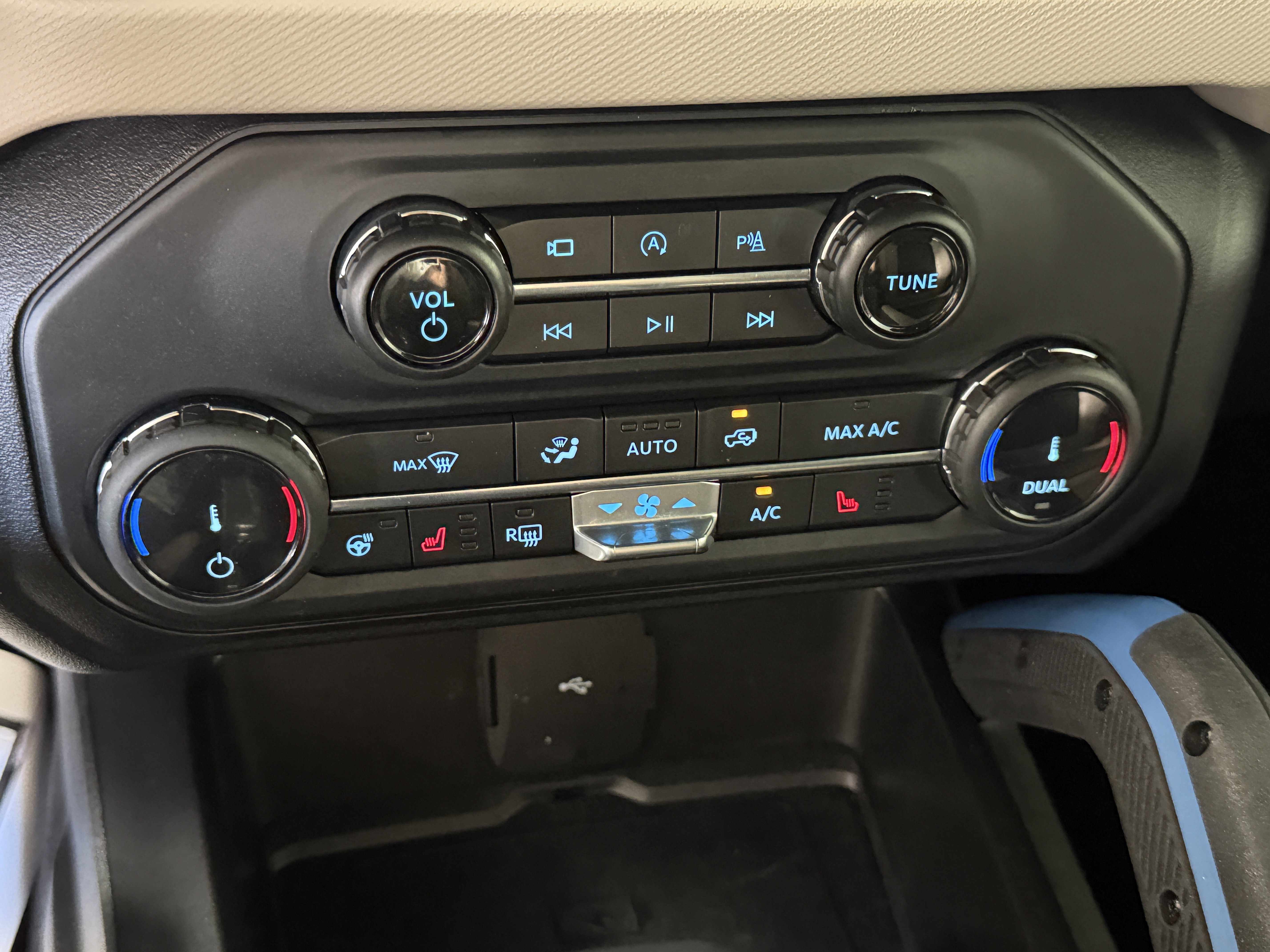 Certified 2022 Ford Bronco Wildtrak image 22