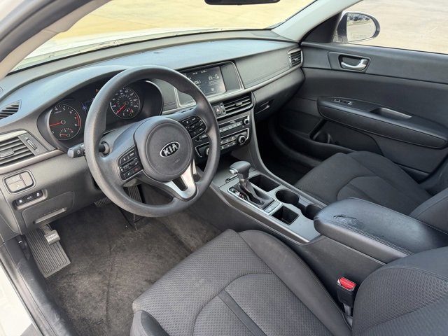 Used 2018 Kia Optima LX w/ 17" Alloy Wheels Package image 11