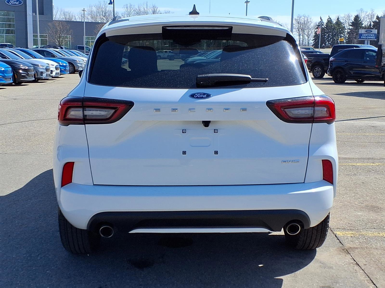 Certified 2023 Ford Escape ST-Line image 6