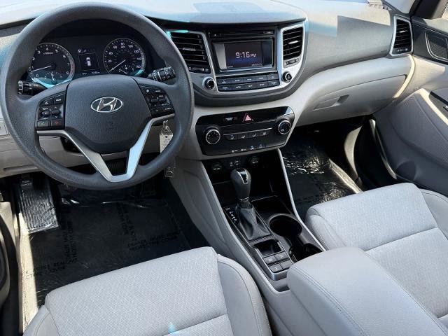 Used 2017 Hyundai Tucson SE w/ SE Popular Package 02 AWD/4WD image 12