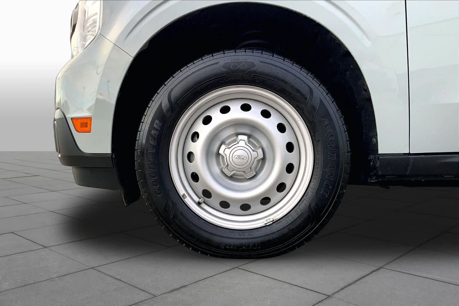 Certified 2023 Ford Maverick XL FWD image 11