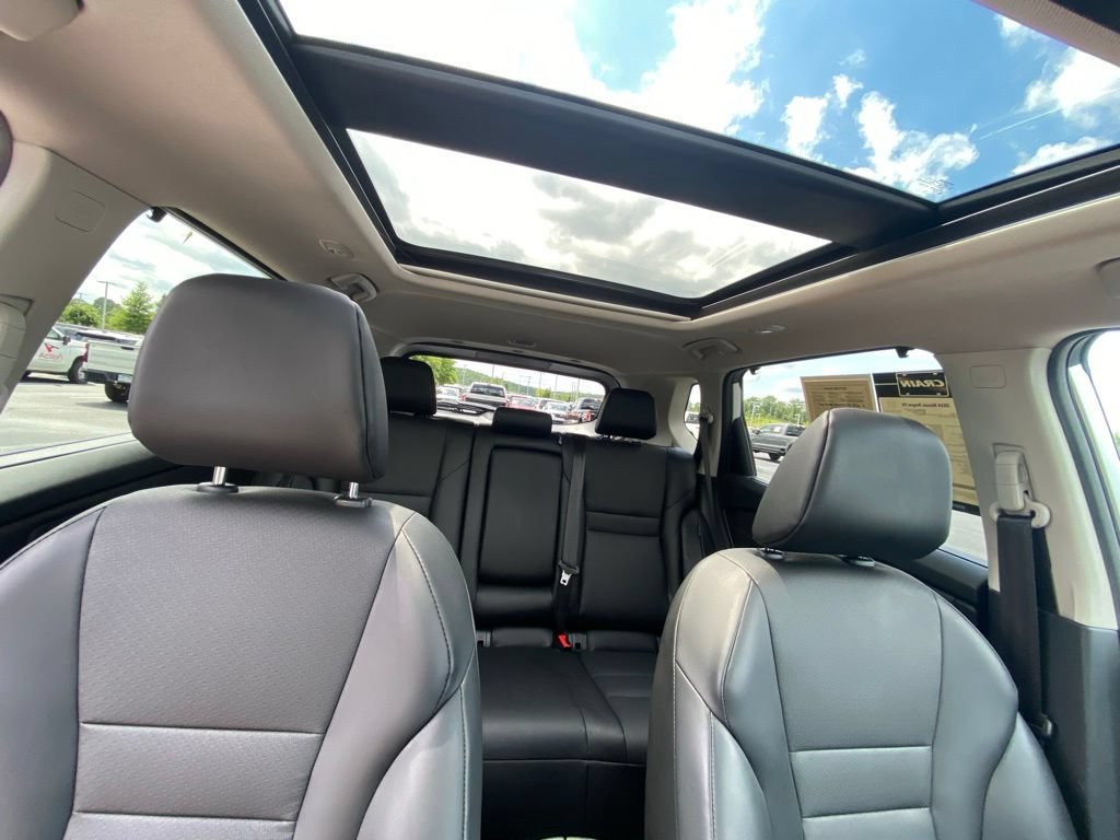 Used 2024 Nissan Rogue SV w/ SV Premium Package AWD/4WD image 29