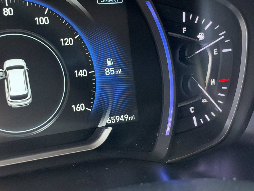 Used 2019 Hyundai Santa Fe SEL FWD image 25