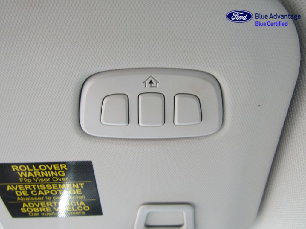 Certified 2025 Ford Escape Platinum w/ Premium Technology Package AWD/4WD image 32