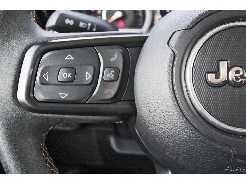 Used 2024 Jeep Gladiator Overland AWD/4WD image 18