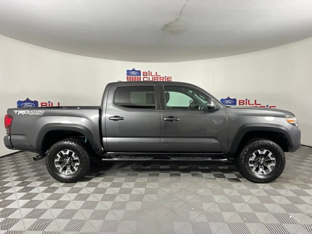 Used 2019 Toyota Tacoma TRD Off-Road w/ Exterior Package AWD/4WD image 2
