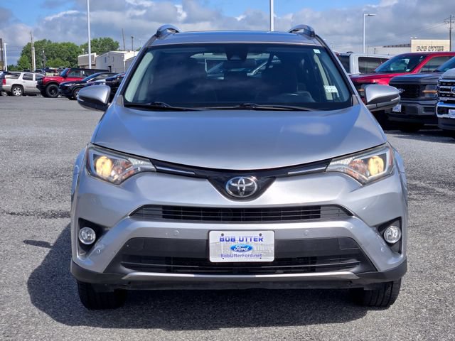 Used 2018 Toyota RAV4 XLE FWD image 2