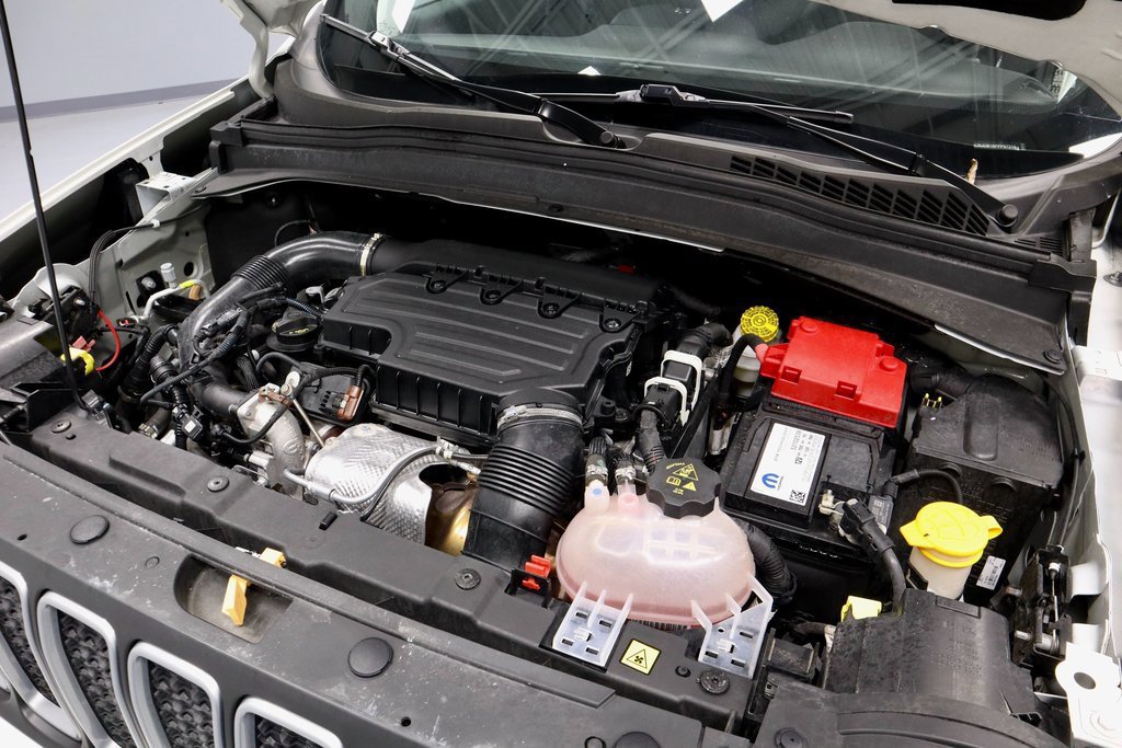 Used 2023 Jeep Renegade Latitude image 16