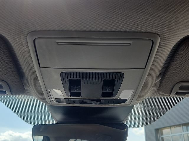 Used 2023 Honda Pilot Elite image 19