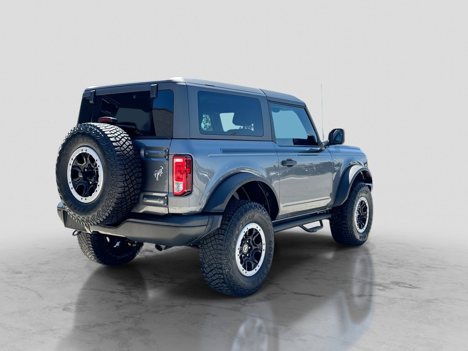Certified 2022 Ford Bronco Black Diamond w/ Sasquatch Package AWD/4WD image 8