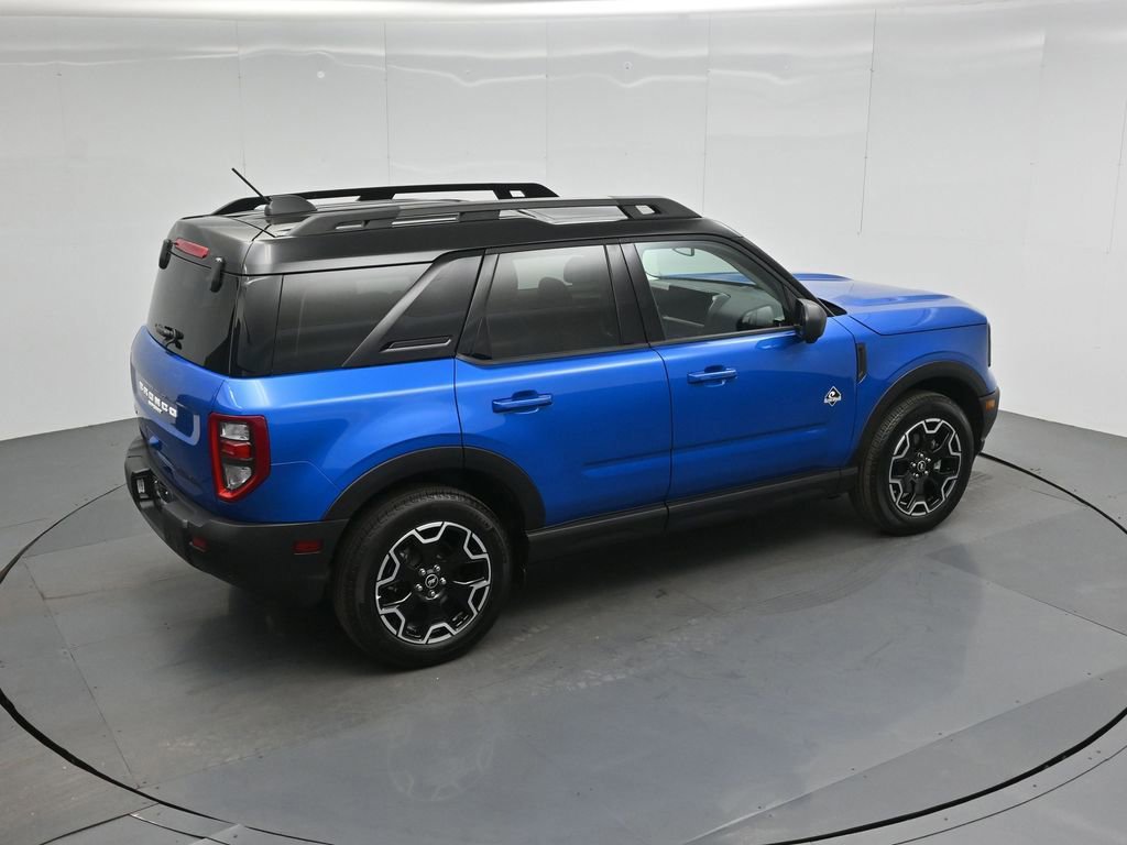 Certified 2025 Ford Bronco Sport Outer Banks w/ Outer Banks Tech Package+ image 12