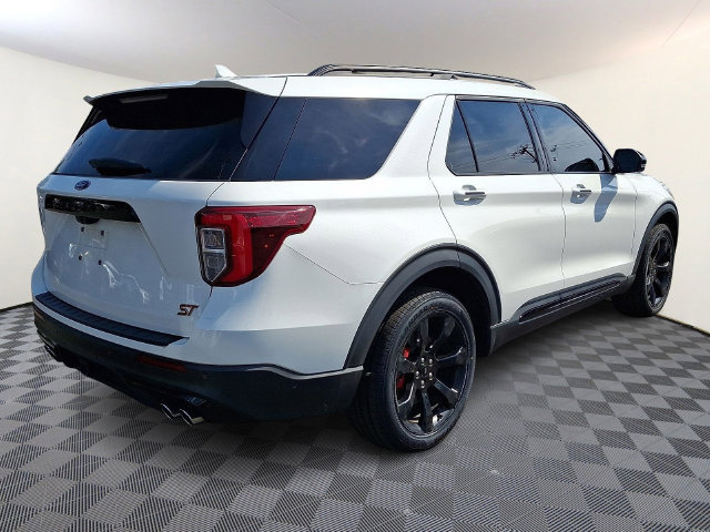 Certified 2022 Ford Explorer ST w/ Equipment Group 401A AWD/4WD image 7