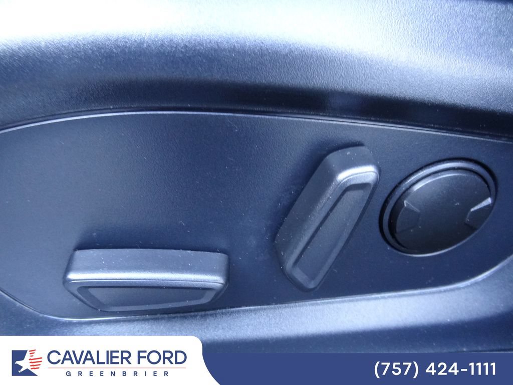 Certified 2025 Ford Explorer ST-Line AWD/4WD image 7