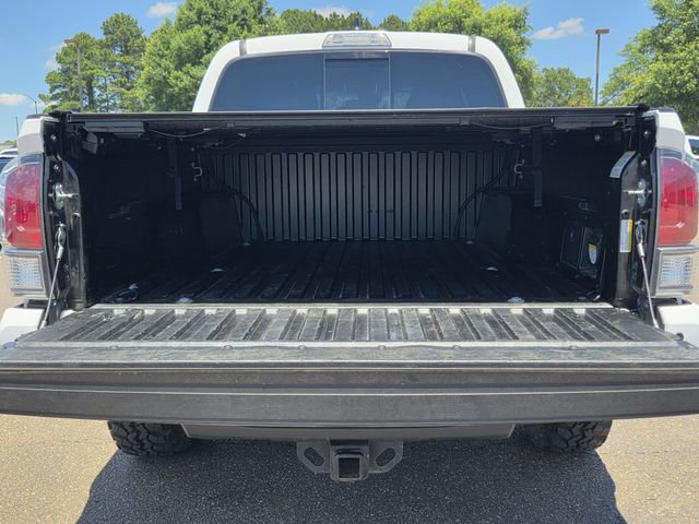Used 2022 Toyota Tacoma TRD Off-Road w/ Technology Package AWD/4WD image 24