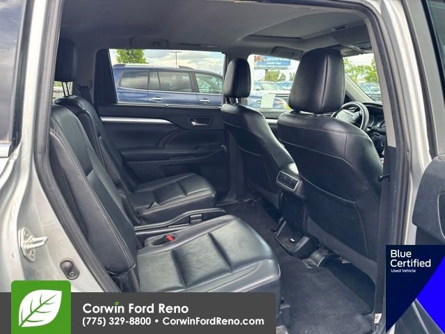 Used 2019 Toyota Highlander XLE AWD/4WD image 10