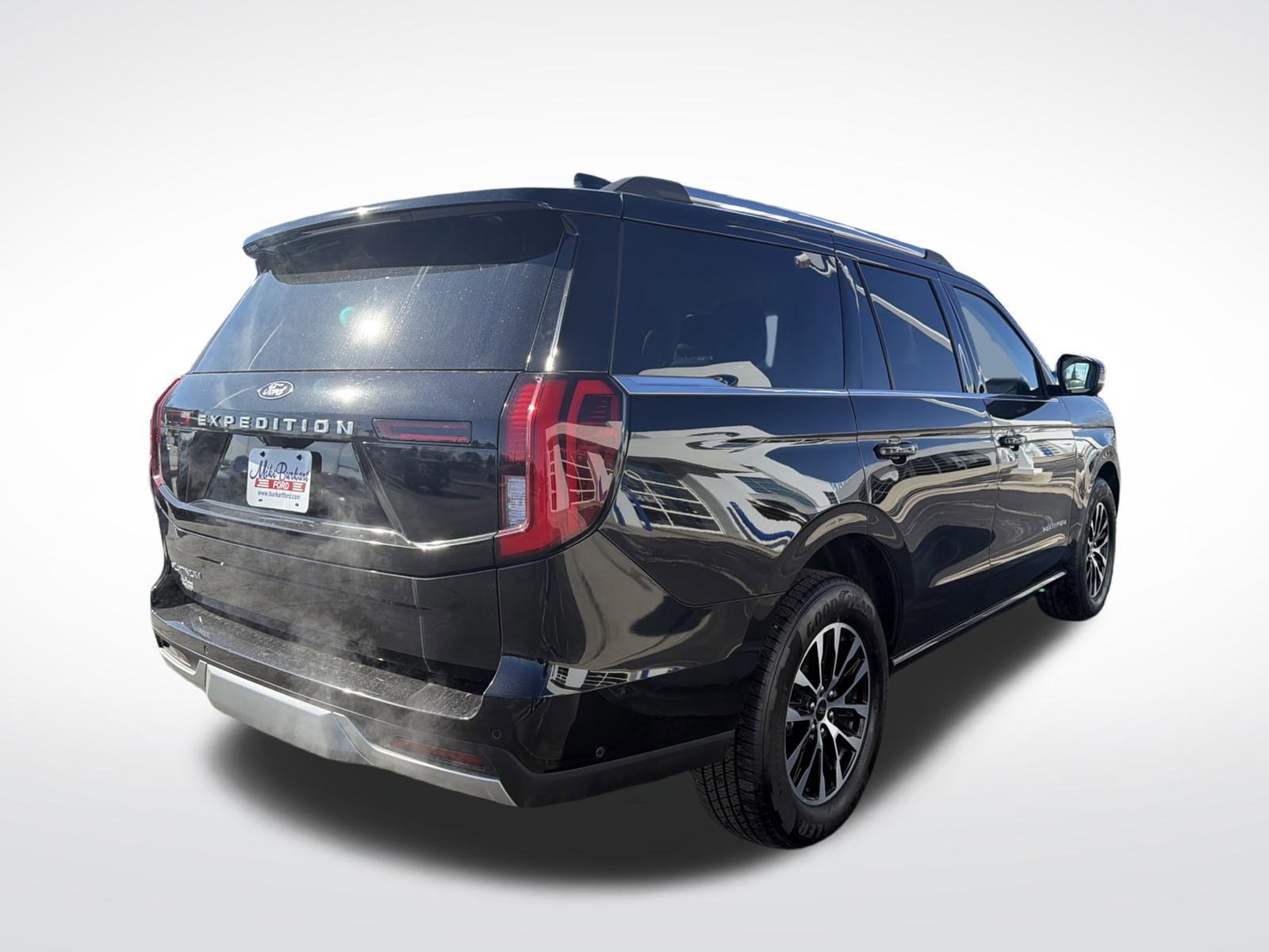 Certified 2025 Ford Expedition Platinum image 4