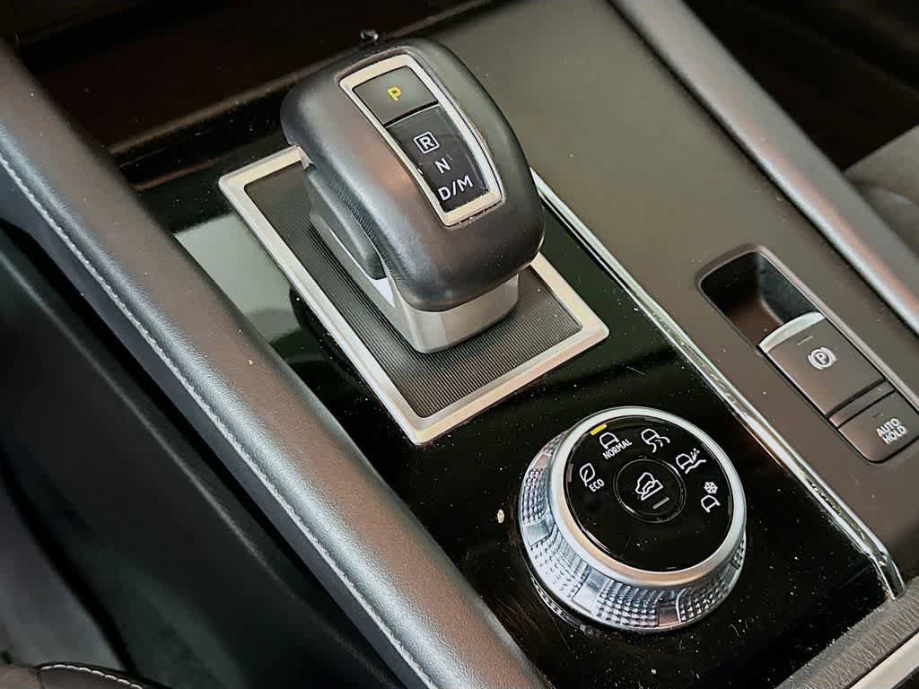 Used 2023 Mitsubishi Outlander SE FWD image 19
