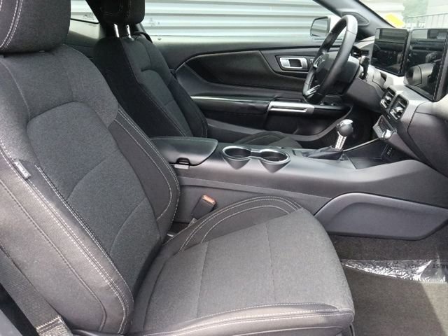 Certified 2024 Ford Mustang Coupe RWD image 28