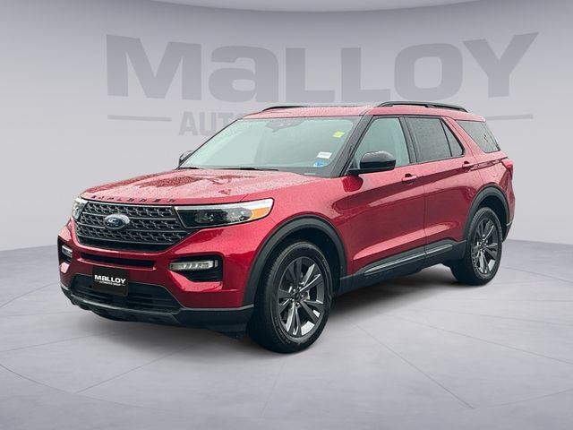 Certified 2023 Ford Explorer XLT w/ Equipment Group 202A