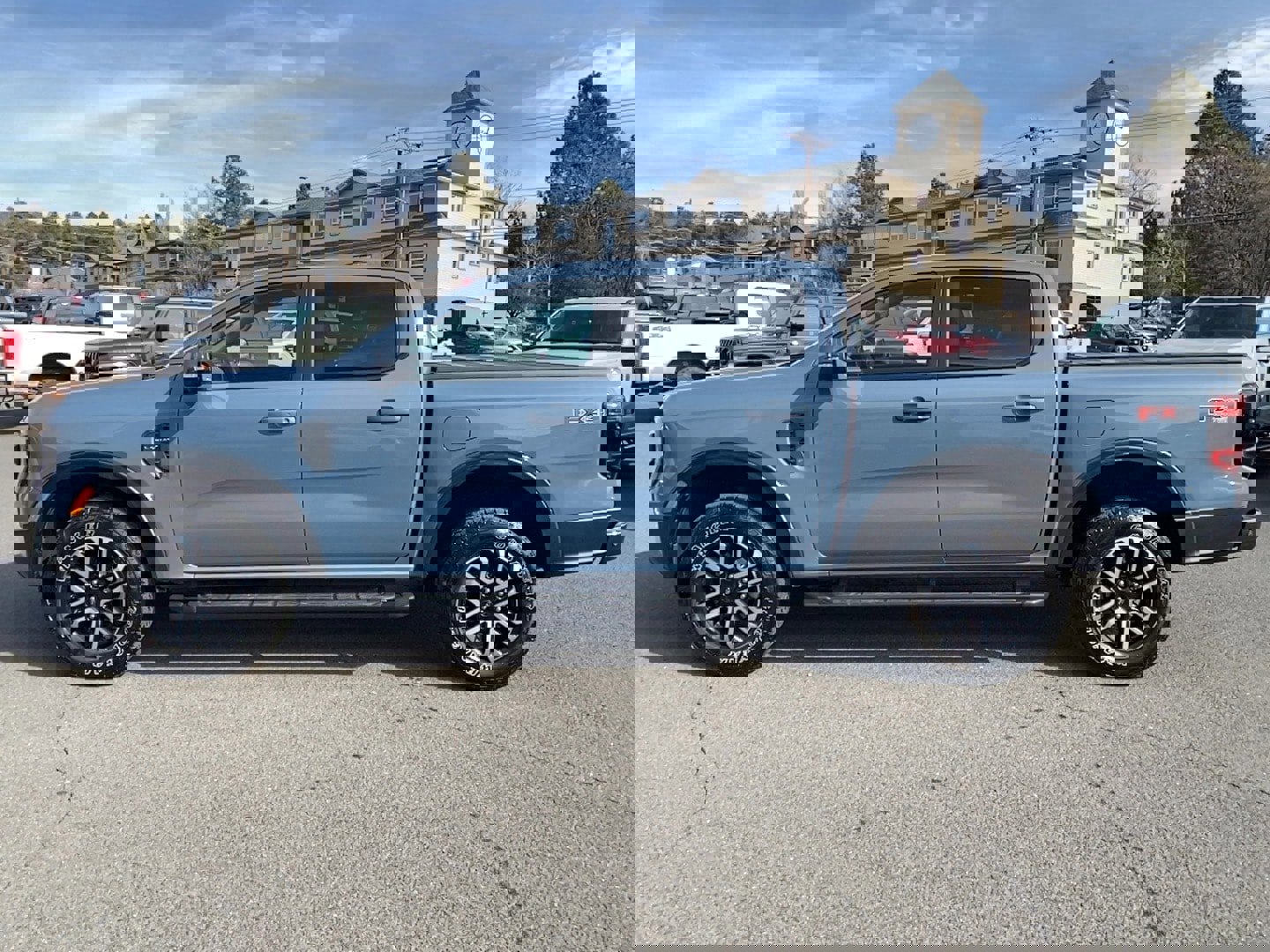 Certified 2024 Ford Ranger Lariat w/ FX4 Off-Road Package image 8