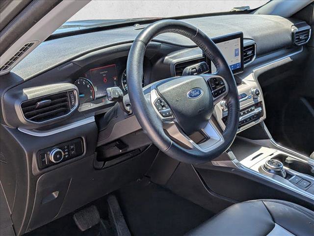 Certified 2023 Ford Explorer XLT w/ Equipment Group 202A AWD/4WD image 10