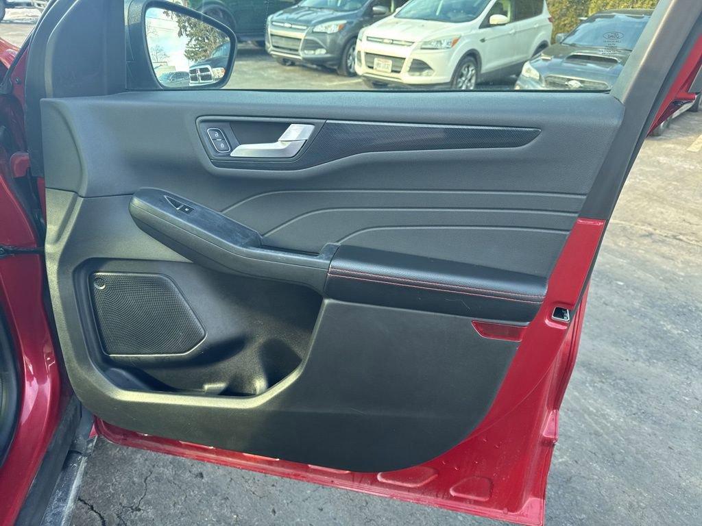 Certified 2023 Ford Escape ST-Line w/ Tech Pack #1 image 25
