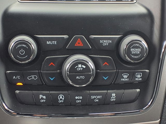 Used 2018 Jeep Grand Cherokee Laredo AWD/4WD image 9