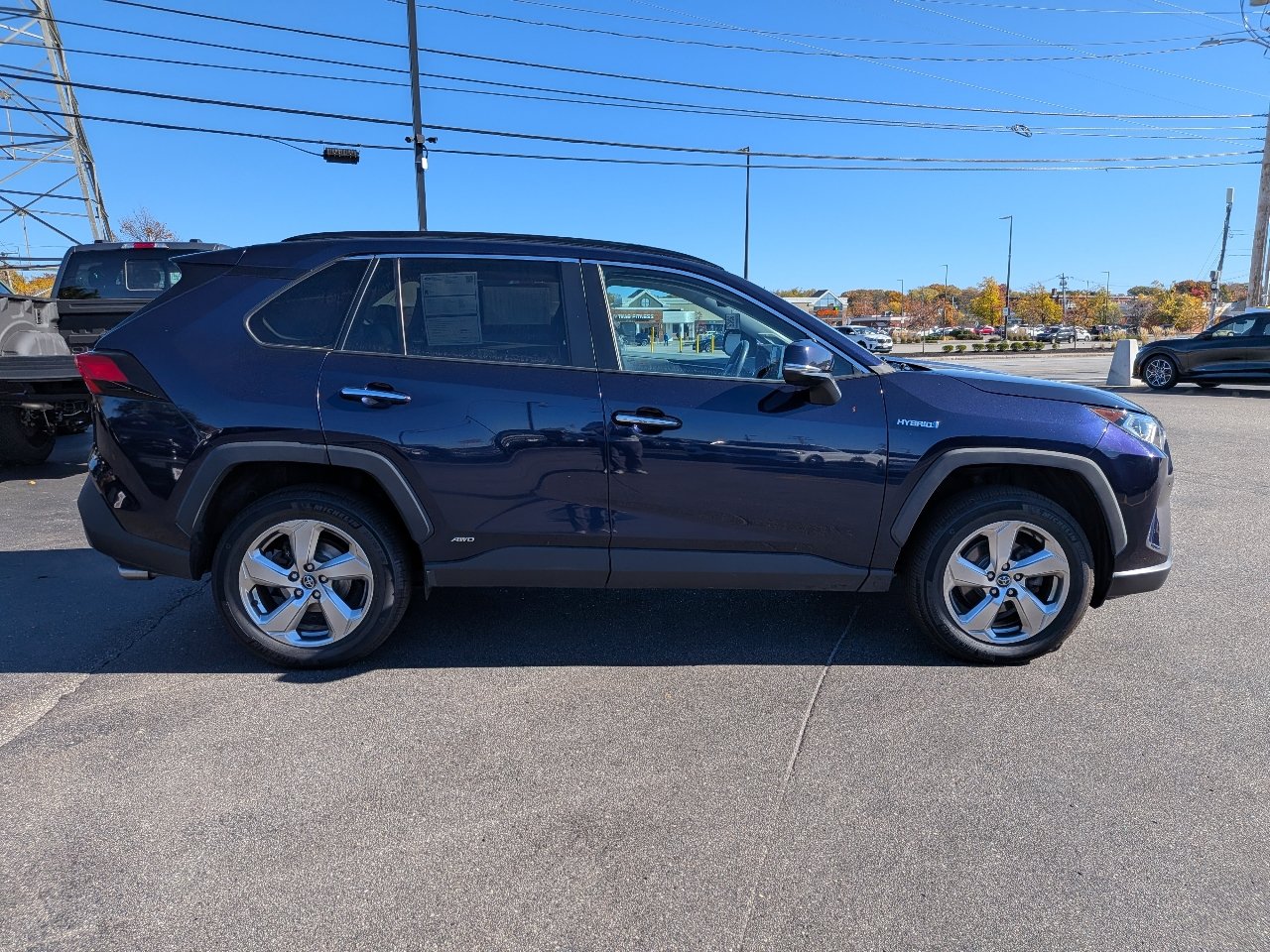 Used 2020 Toyota RAV4 Limited w/ Limited Grade Weather Package AWD/4WD image 3