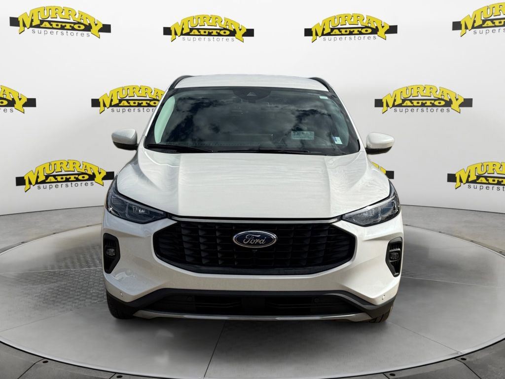 Certified 2024 Ford Escape Platinum w/ Premium Technology Package image 9