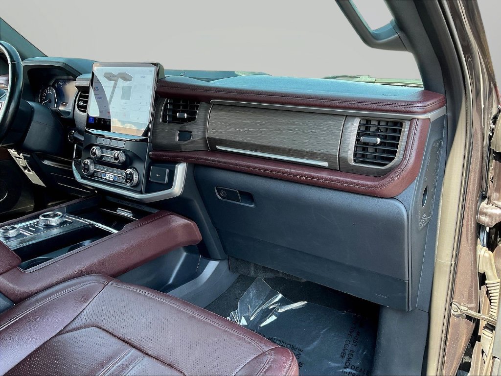 Certified 2024 Ford Expedition Limited AWD/4WD image 27