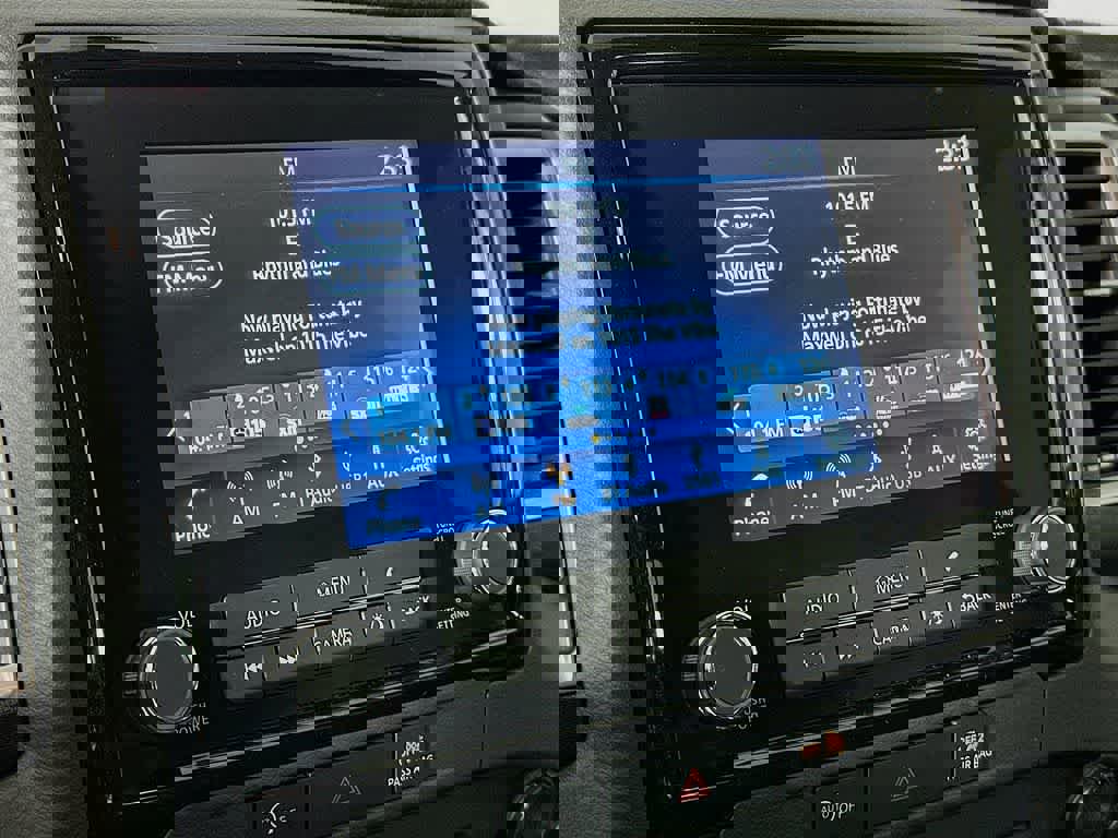 Used 2024 Nissan Frontier SV w/ Technology Package image 19