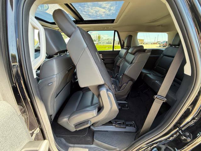 Certified 2025 Ford Expedition Active AWD/4WD image 16