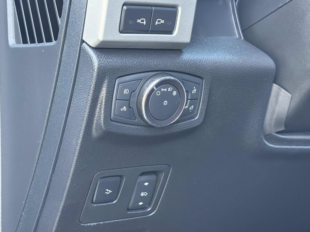 Certified 2020 Ford F250 Lariat AWD/4WD image 24