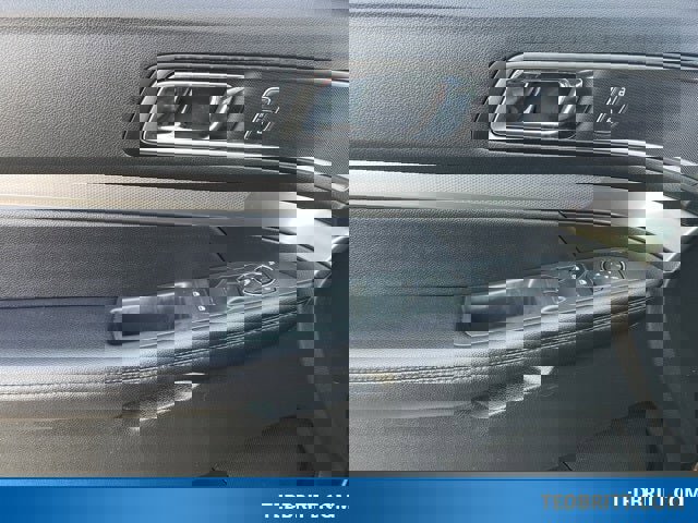 Certified 2018 Ford Explorer XLT w/ Equipment Group 202A image 42