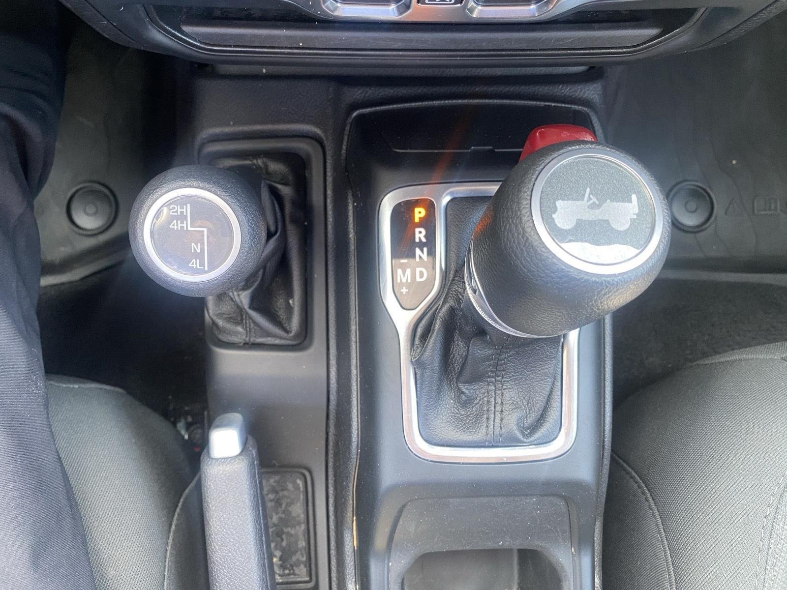 Used 2021 Jeep Wrangler Unlimited Sport AWD/4WD image 20