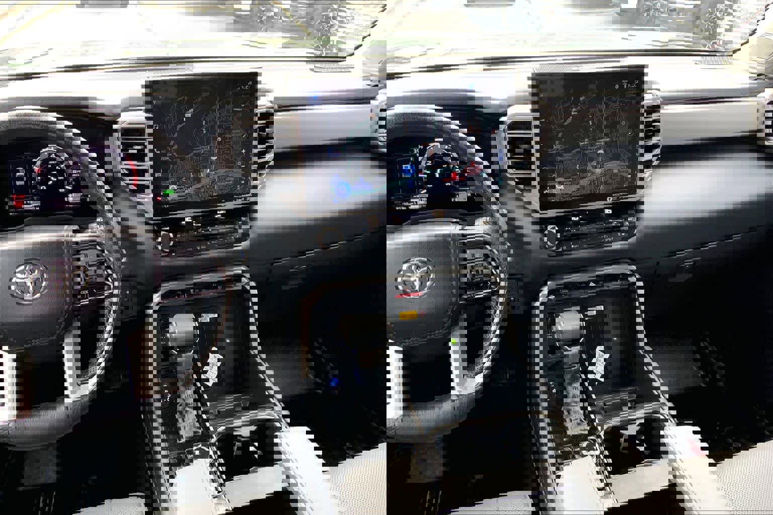 Used 2023 Toyota Tundra Limited image 6