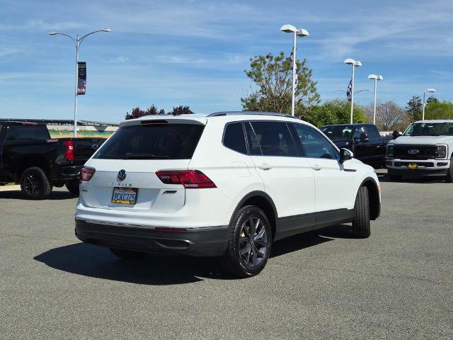 Used 2022 Volkswagen Tiguan SE image 5