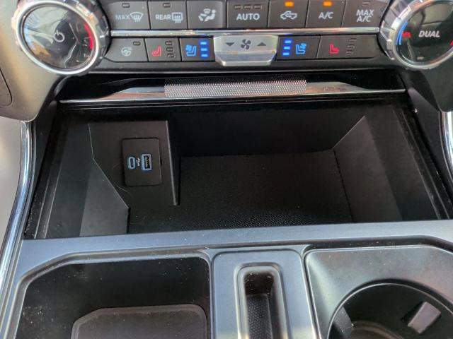 Certified 2024 Ford F150 Lariat w/ FX4 Off-Road Package AWD/4WD image 32