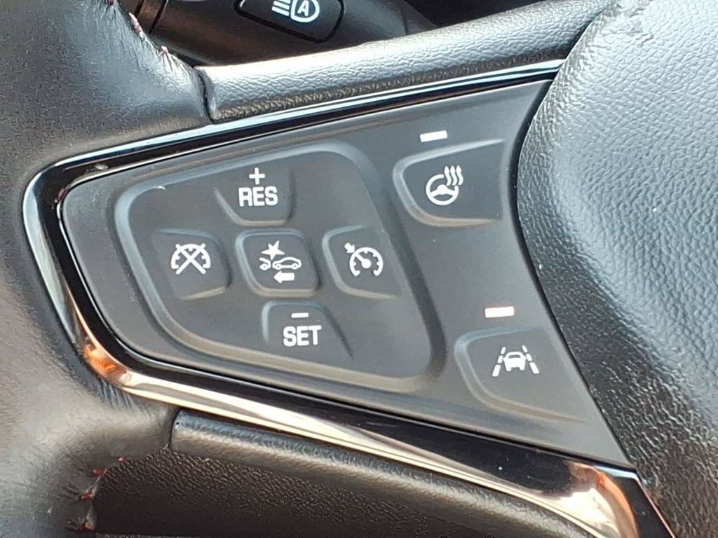 Used 2022 Chevrolet Equinox RS w/ RS Leather Package AWD/4WD image 24