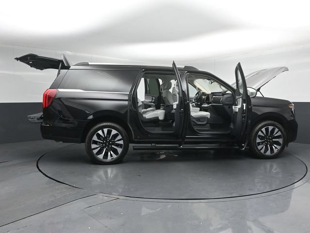 Certified 2025 Ford Expedition Max Platinum w/ Driver's Package AWD/4WD image 60