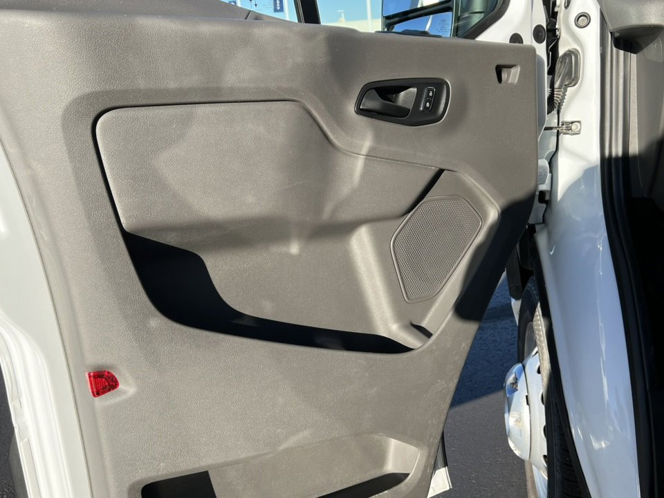 Certified 2024 Ford Transit 350 XLT image 21