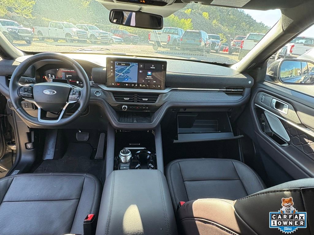 Certified 2025 Ford Explorer Platinum w/ LUX Leather Package AWD/4WD image 4