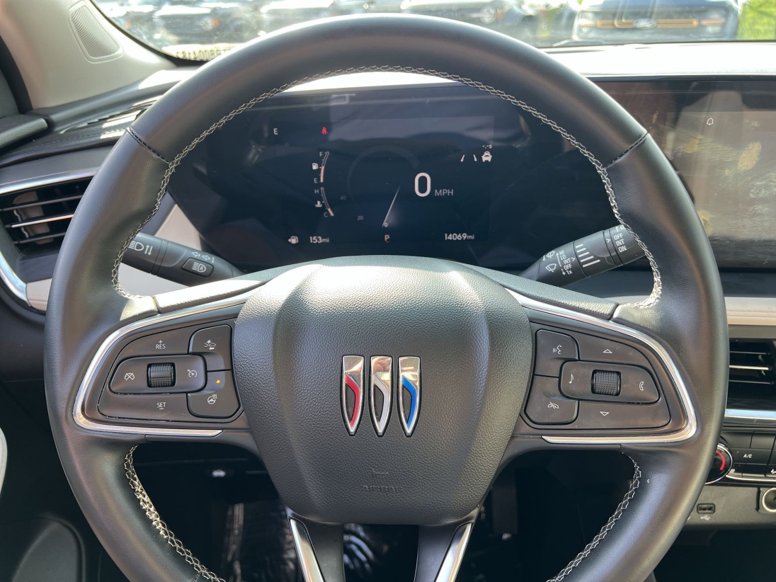 Used 2024 Buick Encore GX Preferred w/ Comfort Package FWD image 16