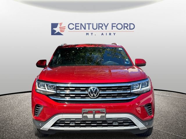 Used 2022 Volkswagen Atlas Cross Sport SE AWD/4WD image 2