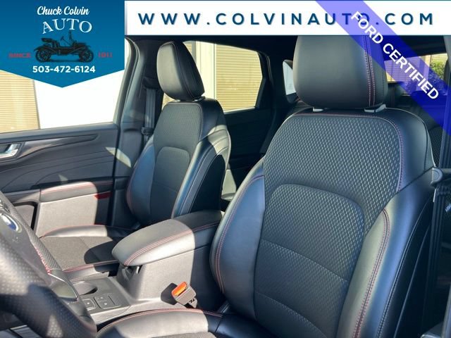 Certified 2025 Ford Escape ST-Line Select AWD/4WD image 15