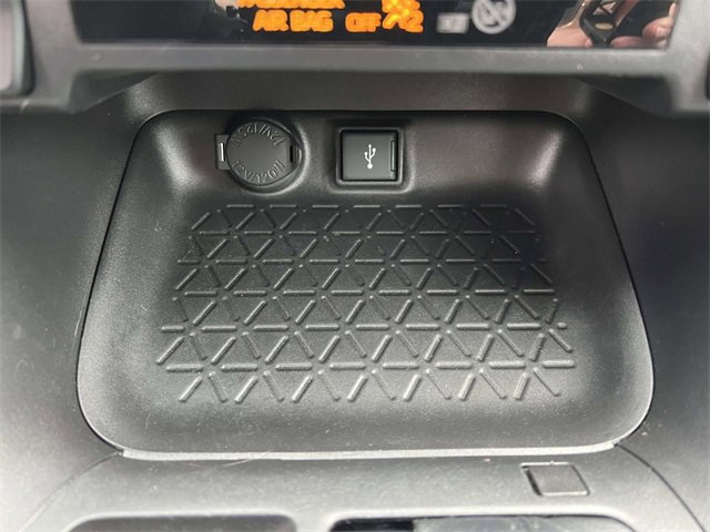 Used 2022 Toyota RAV4 LE image 22