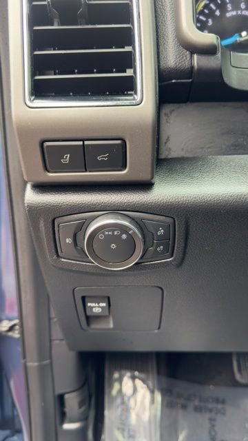 Certified 2020 Ford Expedition XLT w/ Equipment Group 202A image 10