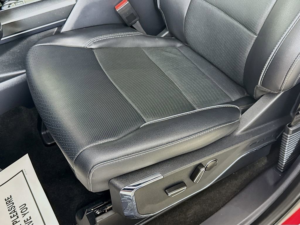 Certified 2022 Ford F150 Lariat w/ Equipment Group 502A High image 22