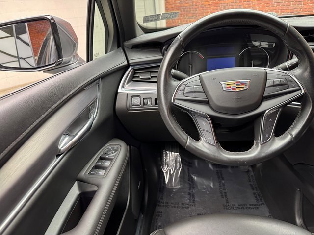 Used 2022 Cadillac XT5 Luxury image 14